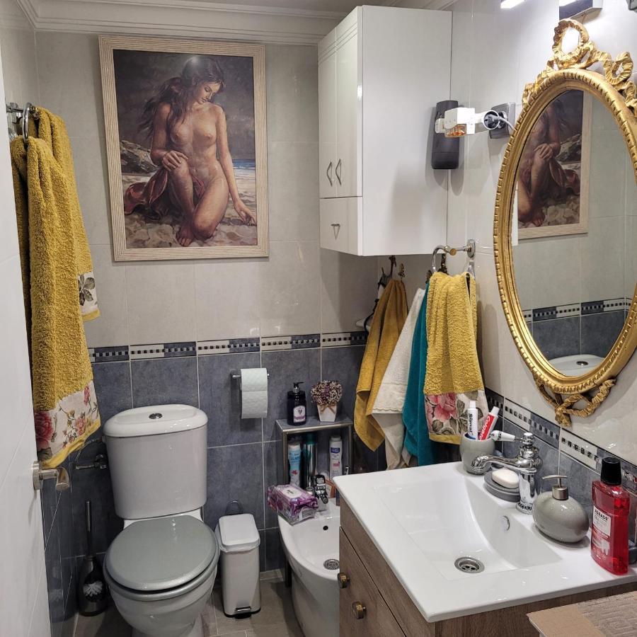 סביליה Shared Accommodation A Room With A View Of The Garden מראה חיצוני תמונה