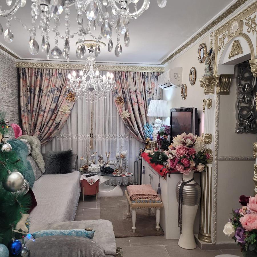 סביליה Shared Accommodation A Room With A View Of The Garden מראה חיצוני תמונה